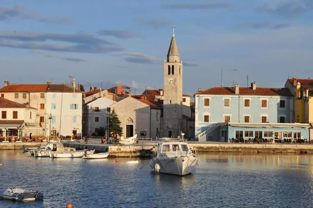 Apartmani Dragica Fazana 0*,  Croatia